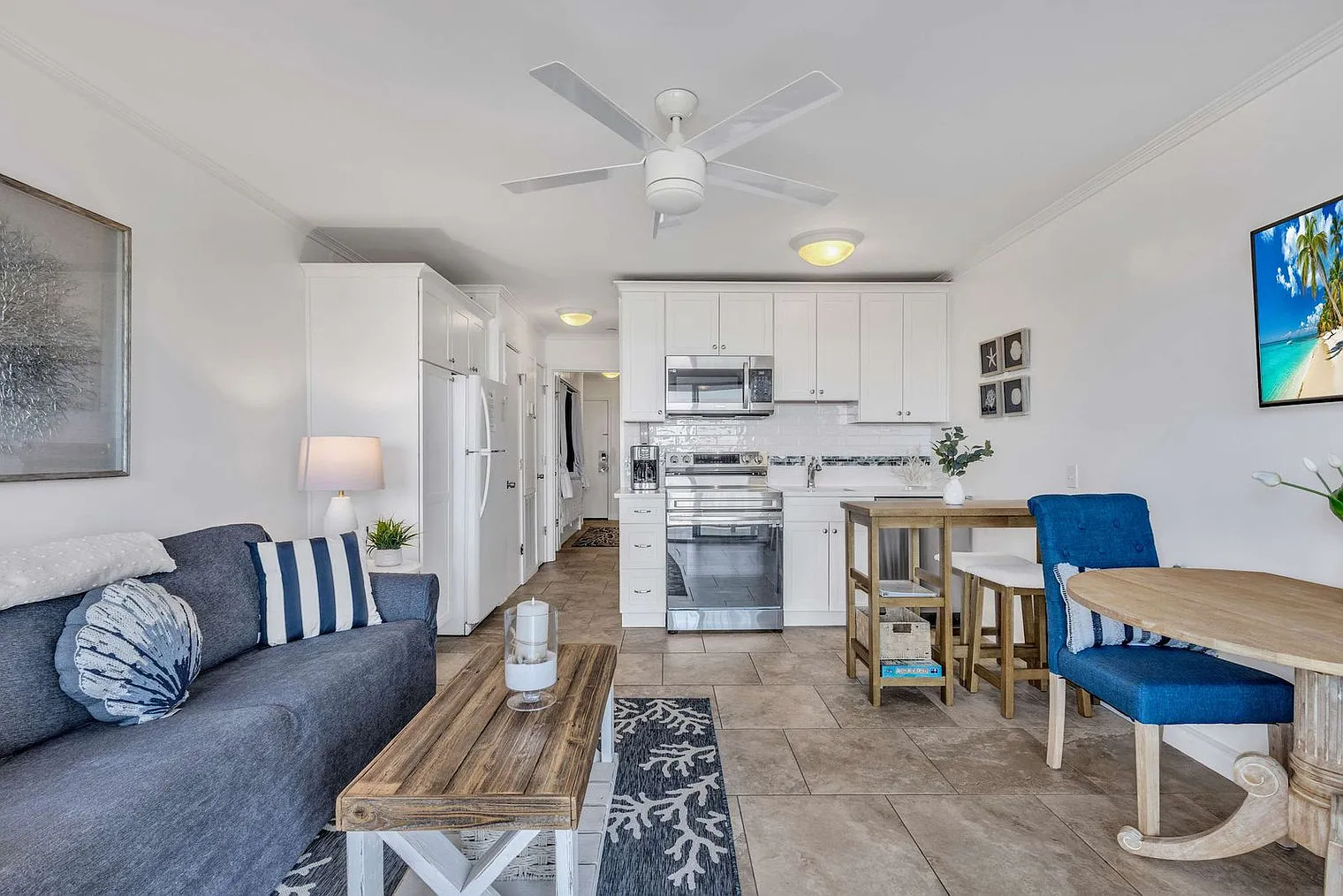 1 bed, 1.0 bath, 645 sqft, $3,155 — Photo 4