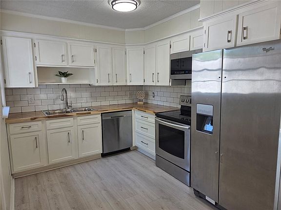 4th image of 314 Court St