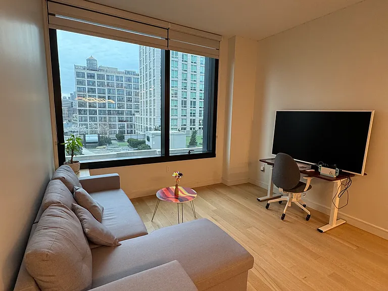 45-30 Pearson St #5A — Photo 5
