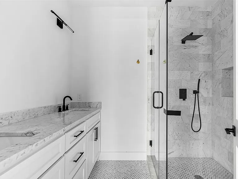4711 Sylvester St #1 — Photo 16