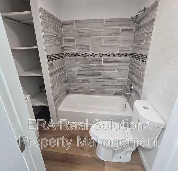 1665 Elaine Rd — Photo 8