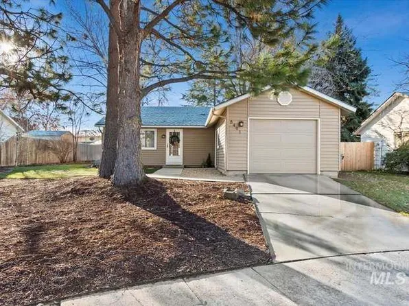 8491 W Holbrook Ct, Boise, ID 83704