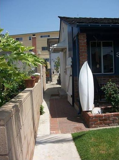 front walkway to unit