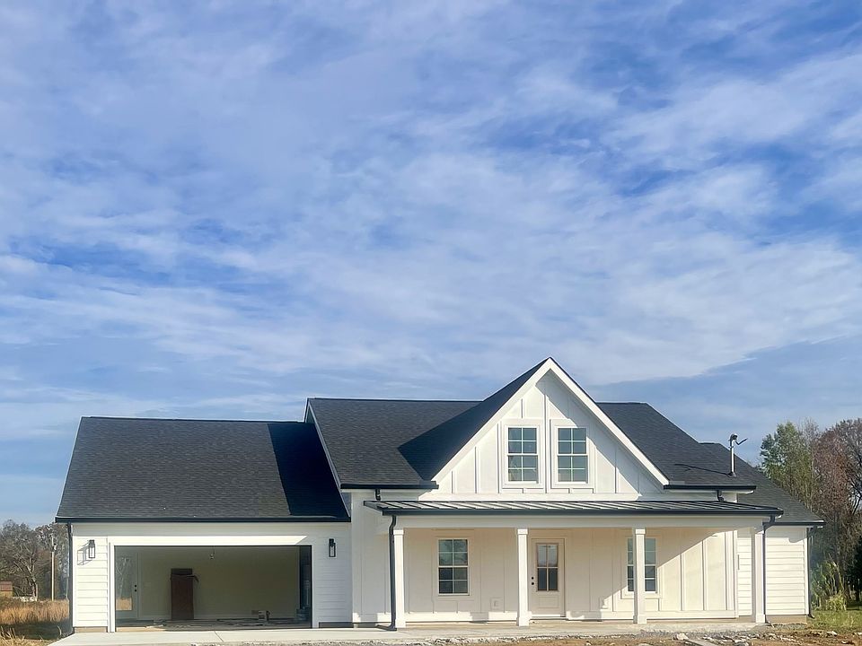 1st image of 125 Thompson Ln