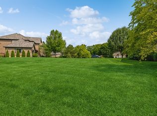 21855 W Murfield Ct, Mundelein, IL 60060