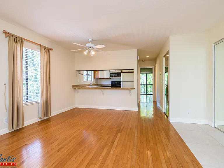 431 Northlake Dr #54 — Photo 1