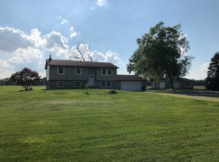 7207 Alhambra Rd, Alhambra, IL 62001