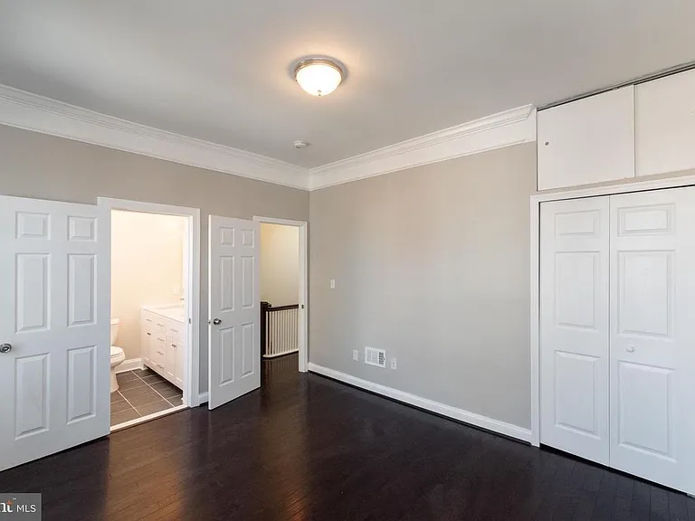 465 Luray Pl NW — Photo 11