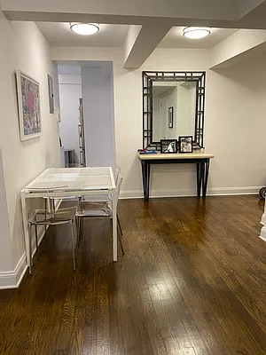 Rented by Bond New York | media 5