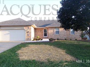 1242 Tyler Ln, Nixa, MO 65714
