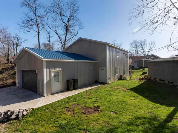 13375 Lakeview Dr, Creal Springs, IL 62922