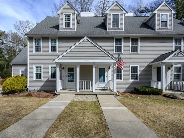 129 Twin Lakes Dr Unit 129, Halifax, MA 02338