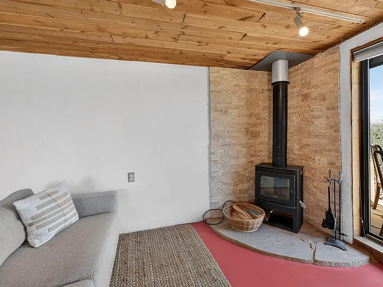 73 Sugar Ln — Photo 4