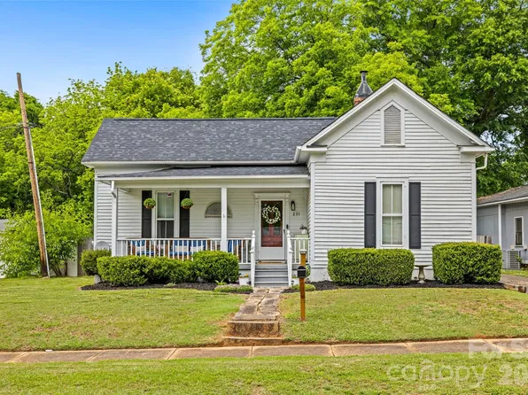 231 Jefferson St E, York, SC 29745