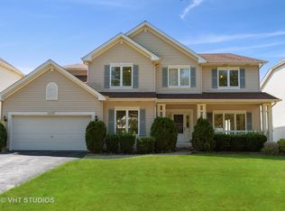 2008 Maplewood Cir, Naperville, IL 60563