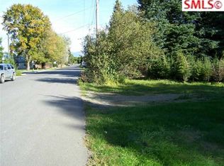 1113 Chestnut St, Sandpoint, ID 83864