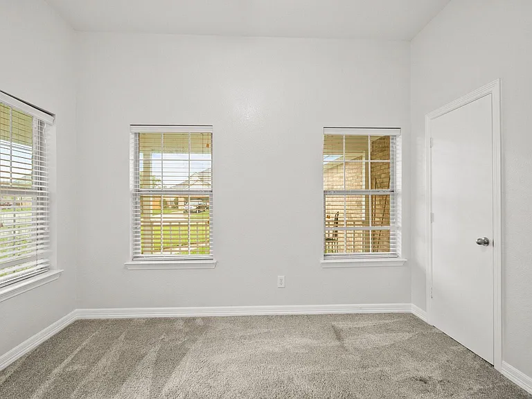 15218 Arnold — Photo 27