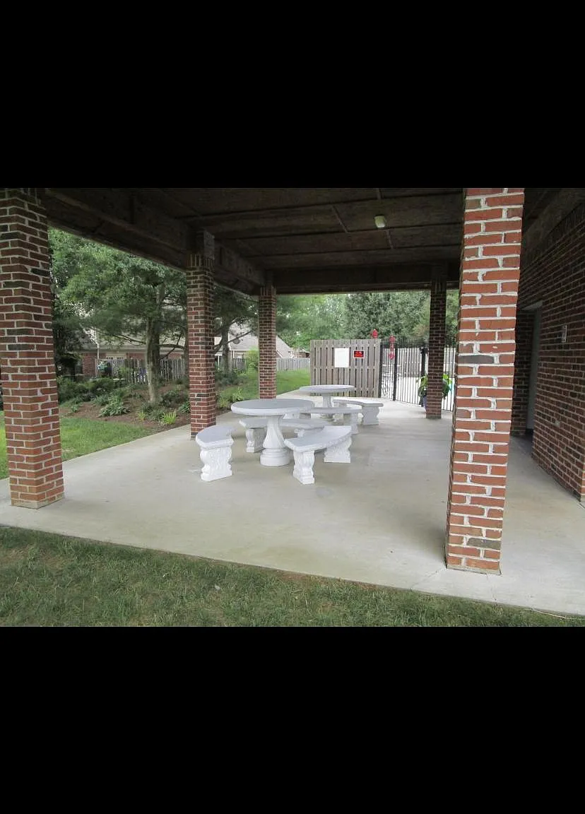 2 bed, 1793 sqft, $2,500 — Photo 3