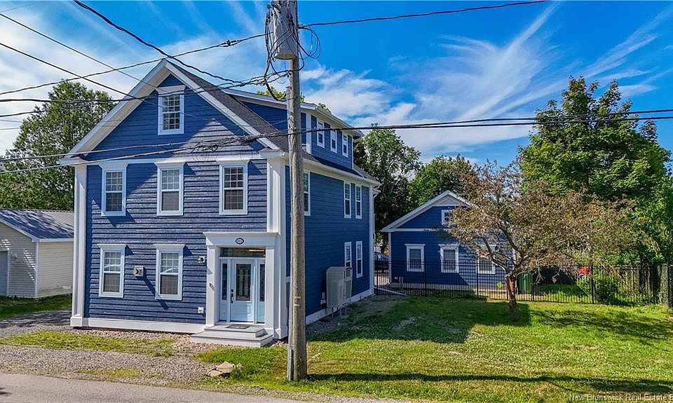 1st image of 113 Queen St