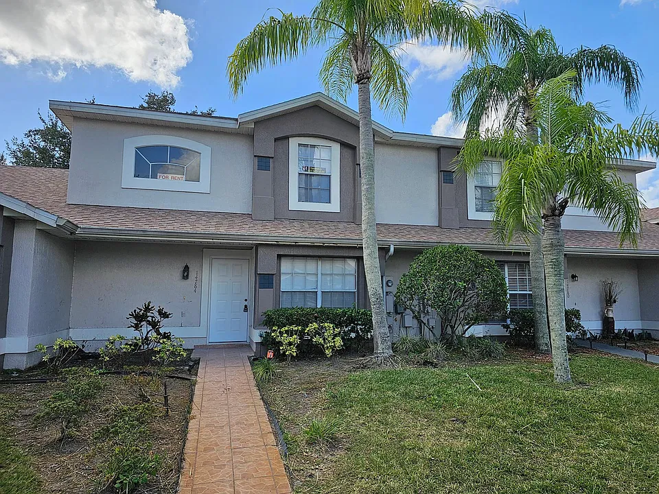 14784 Laguna Beach Cir