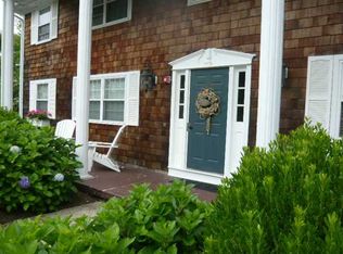 40 Prospect Ave #C4, Narragansett, RI 02882