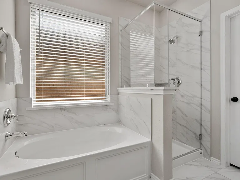 10707 River Walk Dr — Photo 15