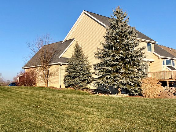 5th image of 1027 Foxborough Dr