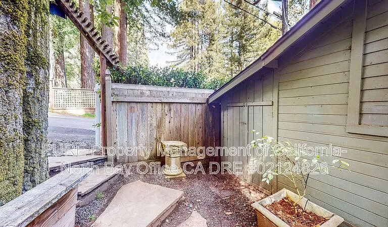 17475 Summit Ave #A — Photo 3