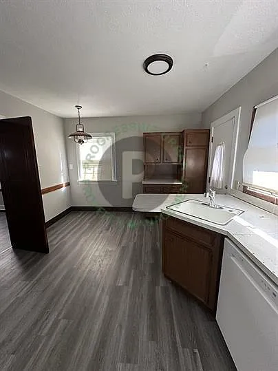 1082 Hillstone Rd #1 — Photo 9