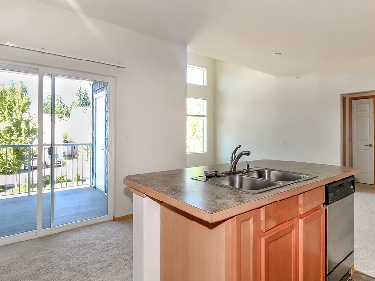 1272 Cooper St — Photo 12