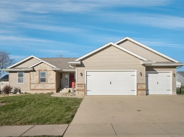 201 N Hill Crest Cir, Center Point, IA 52213
