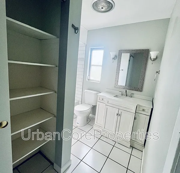 321 24th Ave N #9 — Photo 7