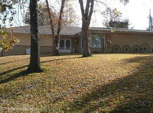1109 Parkview Dr, Knoxville, IA 50138