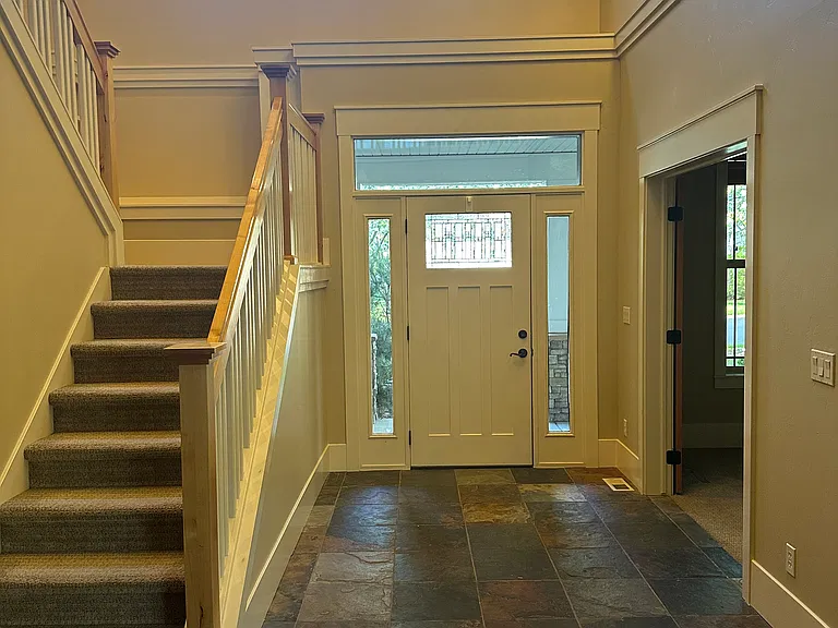 497 E Mission Dr — Photo 12