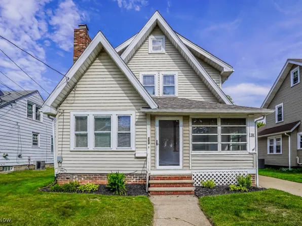 154 Pershing Ave NE, North Canton, OH 44720