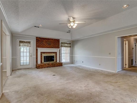 5th image of 6301 Buckhead Dr