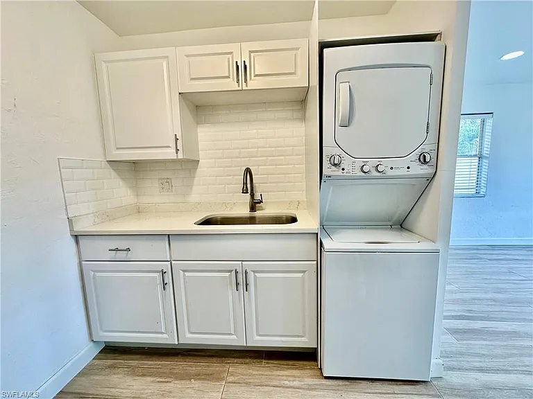 4241 Tarpon Ave #4 — Photo 13