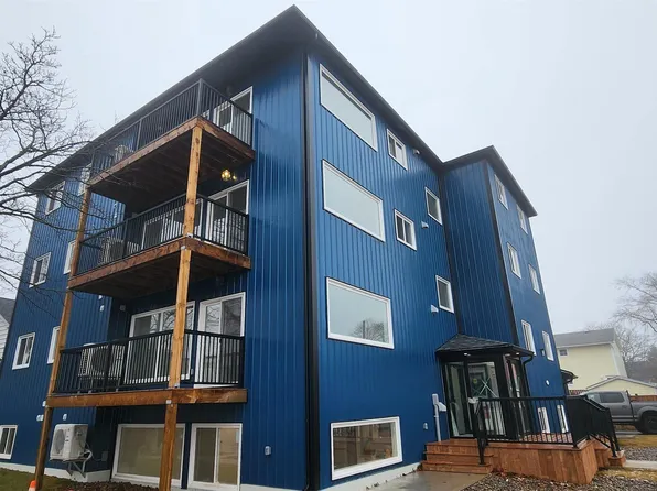 3620 Highland Ave, Halifax Peninsula, NS B3K 4J7