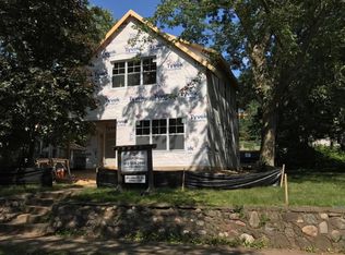 816 10th St N, Hudson, WI 54016