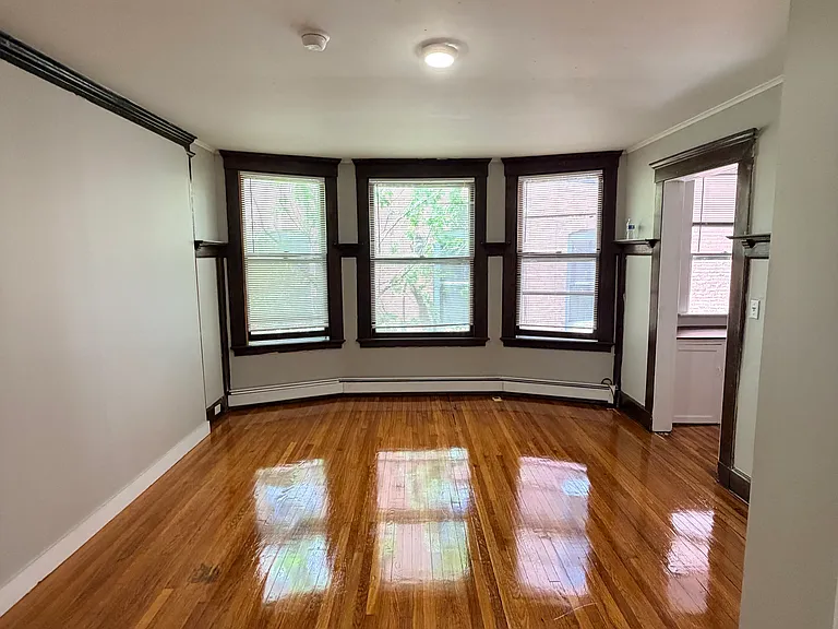 603 Howard Ave #2 — Photo 3