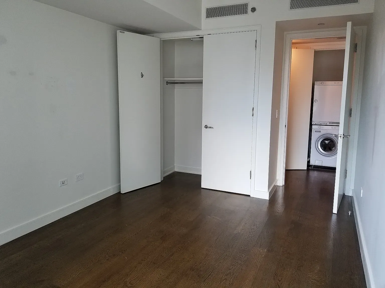 211 East 13th Street — Photo 3