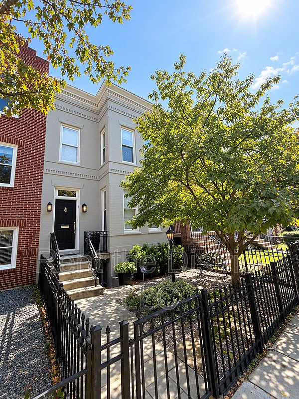 3 bed, 3.0 bath, 1768 sqft, $3,745 — Photo 1