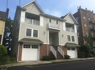 37 Cowperthwaite Pl, Westfield, NJ 07090