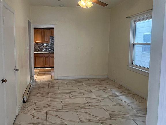 2nd image of 404 W Coal St
