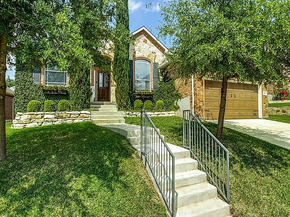 2nd image of 3607 Globe Willow
