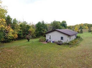 13202 Bucktail Ln, Ferryville, WI 54628