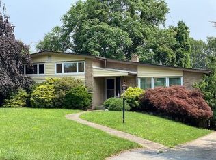1317 Woodcliffe Dr, Monroeville, PA 15146