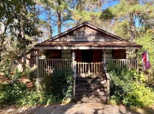 2404 Riverside Dr, Mobile, AL 36605