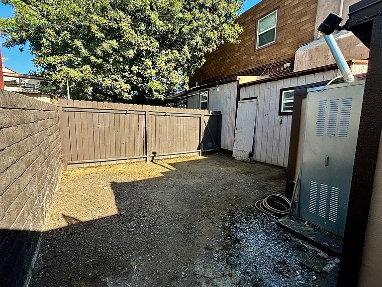 1014 S Evans St #3 — Photo 10