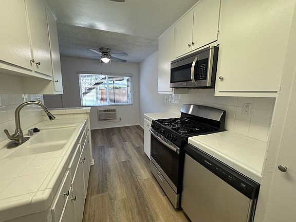 2nd image of 5650 Fair Ave #9228